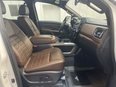 Used 2023 Nissan Titan Platinum Reserve w/ Moonroof Package image 13