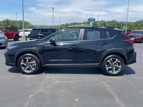 Used 2025 Subaru Crosstrek 2.0i Premium AWD/4WD image 2