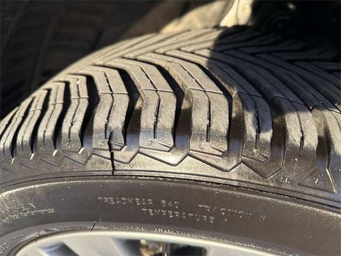 Certified 2022 Toyota Highlander Platinum image 33