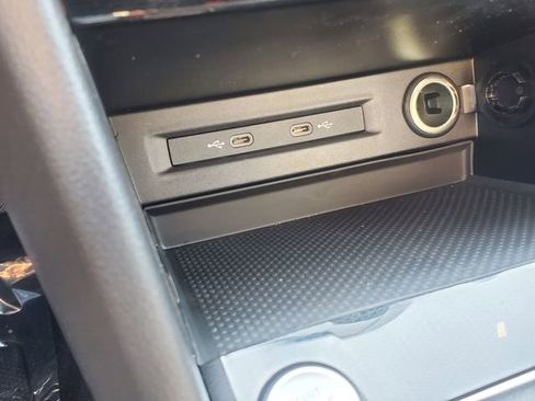 New 2025 Volkswagen Taos S image 24