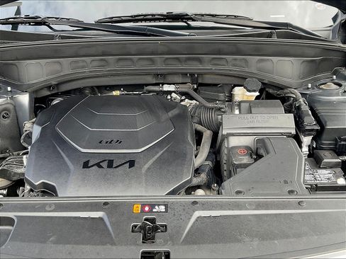Used 2023 Kia Telluride EX w/ EX Captain's Chair Package FWD image 30