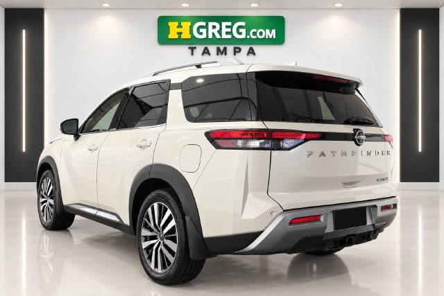 Used 2022 Nissan Pathfinder Platinum w/ Cargo Package FWD image 2