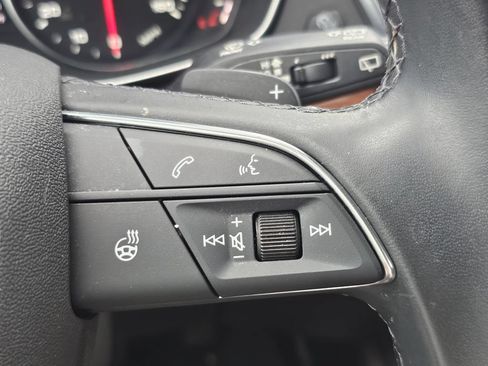 Certified 2023 Audi Q5 2.0T Premium w/ Convenience Package AWD/4WD image 11