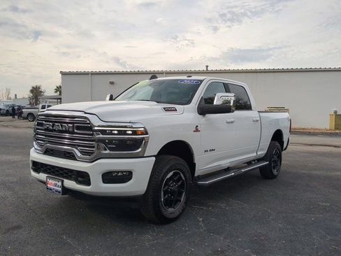 Used 2025 RAM 2500 Laramie image 8