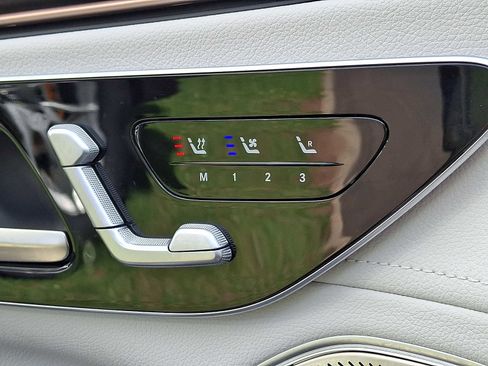 Certified 2023 Mercedes-Benz EQS 450+ 4MATIC SUV w/ AMG Line Exterior Package image 21