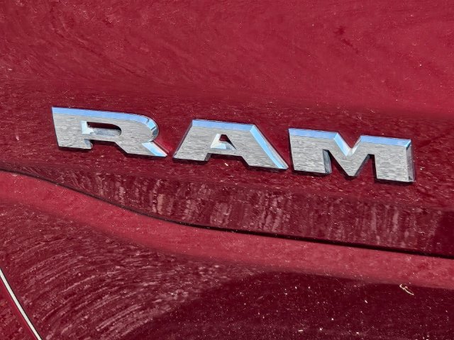 Used 2022 RAM 1500 Laramie AWD/4WD image 33