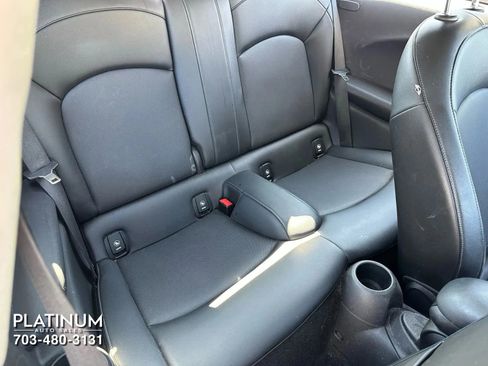 Used 2015 MINI Cooper 2-Door Hardtop image 13