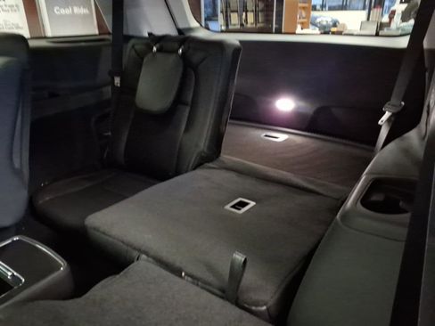 New 2026 Lincoln Aviator Reserve w/ Illumination Package AWD/4WD image 9