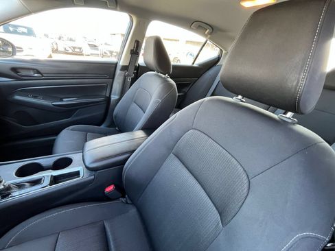 Used 2023 Nissan Altima 2.5 S FWD image 35
