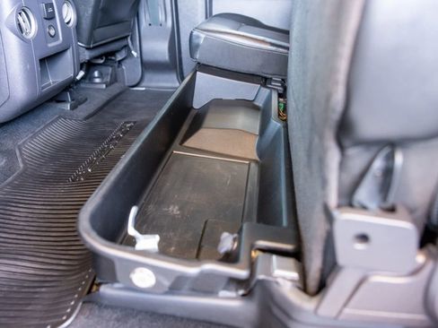 Used 2016 Ford F350 Lariat w/ Lariat Ultimate Package image 15