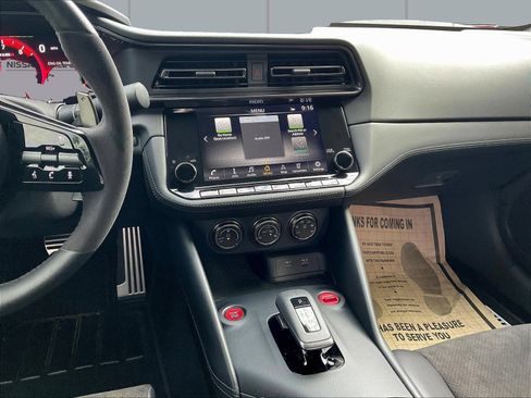 Certified 2025 Nissan Z NISMO w/ Floor Mat Package RWD image 11