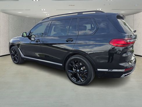 Used 2022 BMW X7 xDrive40i w/ Premium Package image 5