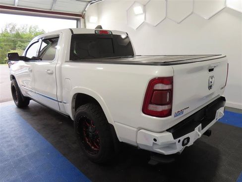 Used 2019 RAM 1500 Limited AWD/4WD image 10