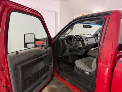 Used 2012 Ford F250 XL w/ PWR Equipment Group AWD/4WD image 9