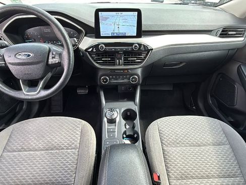 Used 2020 Ford Escape SE image 28