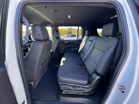 New 2026 Chevrolet Suburban LT w/ Comfort Package image 3