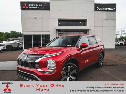 New 2025 Mitsubishi Outlander SE