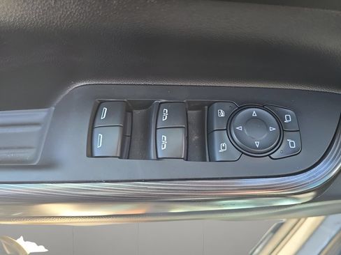 Used 2023 GMC Acadia SLT w/ Preferred Package AWD/4WD image 12