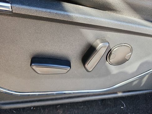 Used 2023 Ford F350 Lariat w/ Lariat Ultimate Package image 12