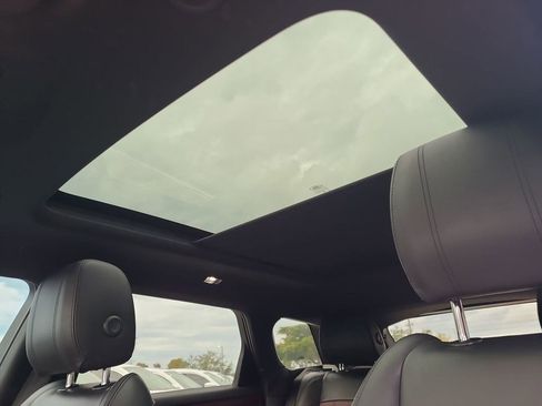 Used 2021 Land Rover Range Rover Evoque R-Dynamic HSE image 27