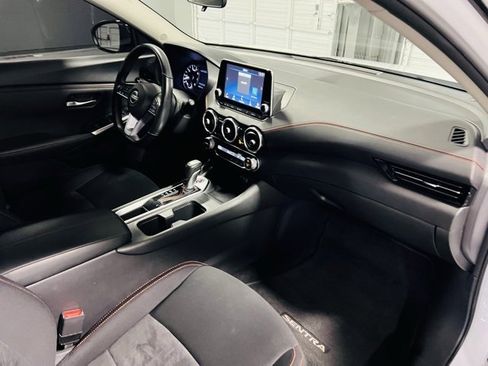 Used 2024 Nissan Sentra SR w/ Trunk Package image 33