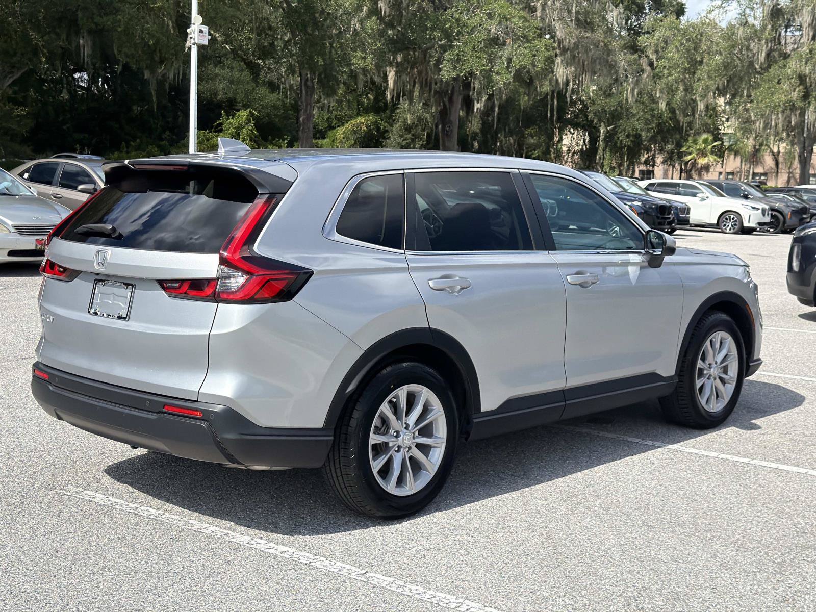 Used 2023 Honda CR-V EX-L image 4