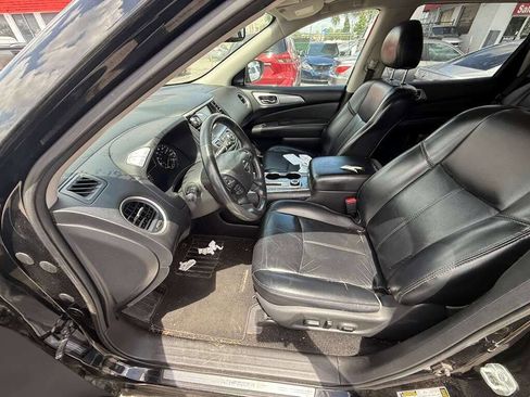 Used 2019 Nissan Pathfinder SL AWD/4WD image 9