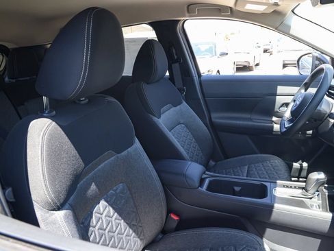 New 2026 Nissan Kicks SV w/ Cold Weather Package FWD image 21