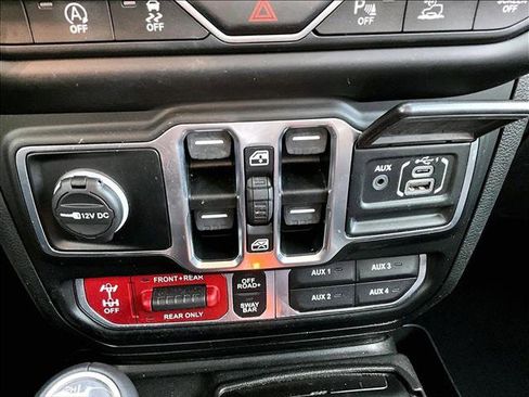 Used 2021 Jeep Gladiator Rubicon image 23