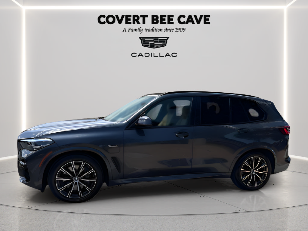 Used 2022 BMW X5 xDrive45e w/ M Sport Package AWD/4WD image 5