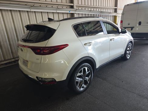 Used 2022 Kia Sportage EX FWD image 6