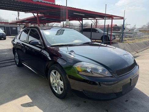 Used 2014 Chevrolet Impala LT w/ LT Sunroof Package image 25