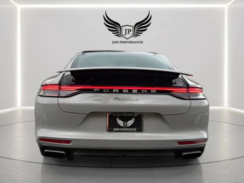 Used 2021 Porsche Panamera image 5