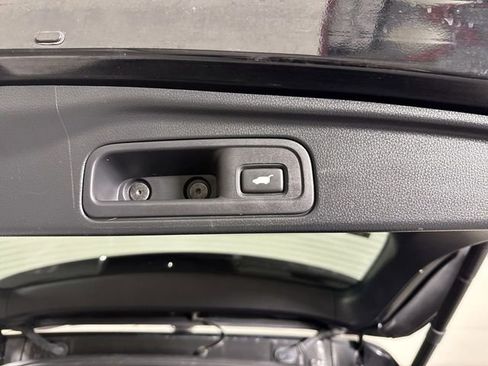 Used 2022 Honda Pilot TrailSport image 37