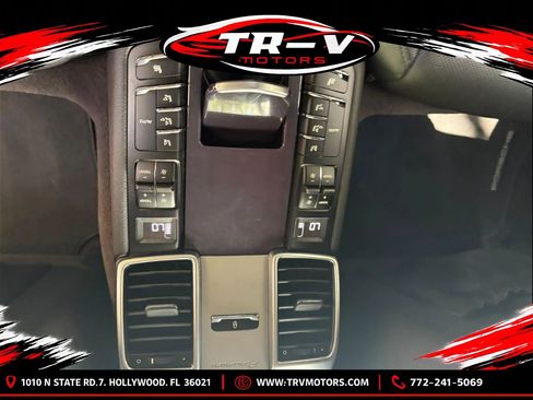 Used 2016 Porsche Panamera 4 Edition AWD/4WD image 21
