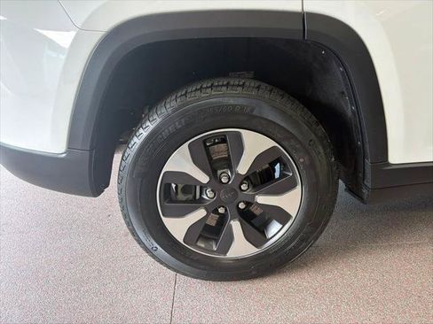 Certified 2024 Jeep Grand Cherokee Limited 4xe AWD/4WD image 27