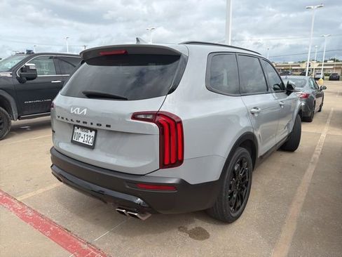 Used 2022 Kia Telluride SX w/ Nightfall Edition Package image 6