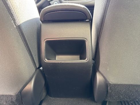 Used 2022 Toyota Corolla LE image 16