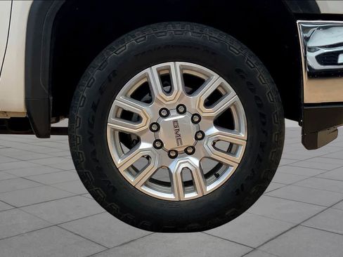Used 2021 GMC Sierra 2500 SLT w/ Texas SLT Premium Package AWD/4WD image 11