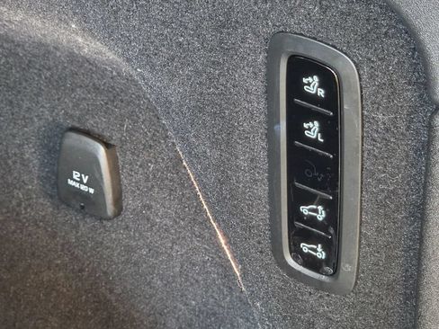 Used 2025 Volvo EX90 Ultra AWD/4WD image 26