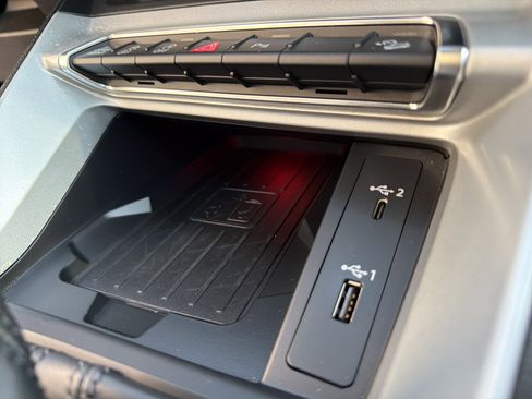 Used 2021 Audi Q3 2.0T Premium Plus w/ Premium Plus Package image 18