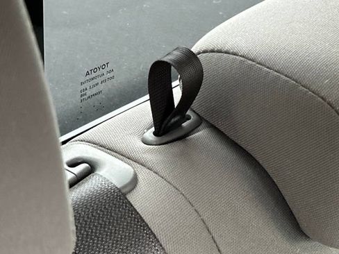 Used 2019 Toyota Tacoma SR5 AWD/4WD image 39