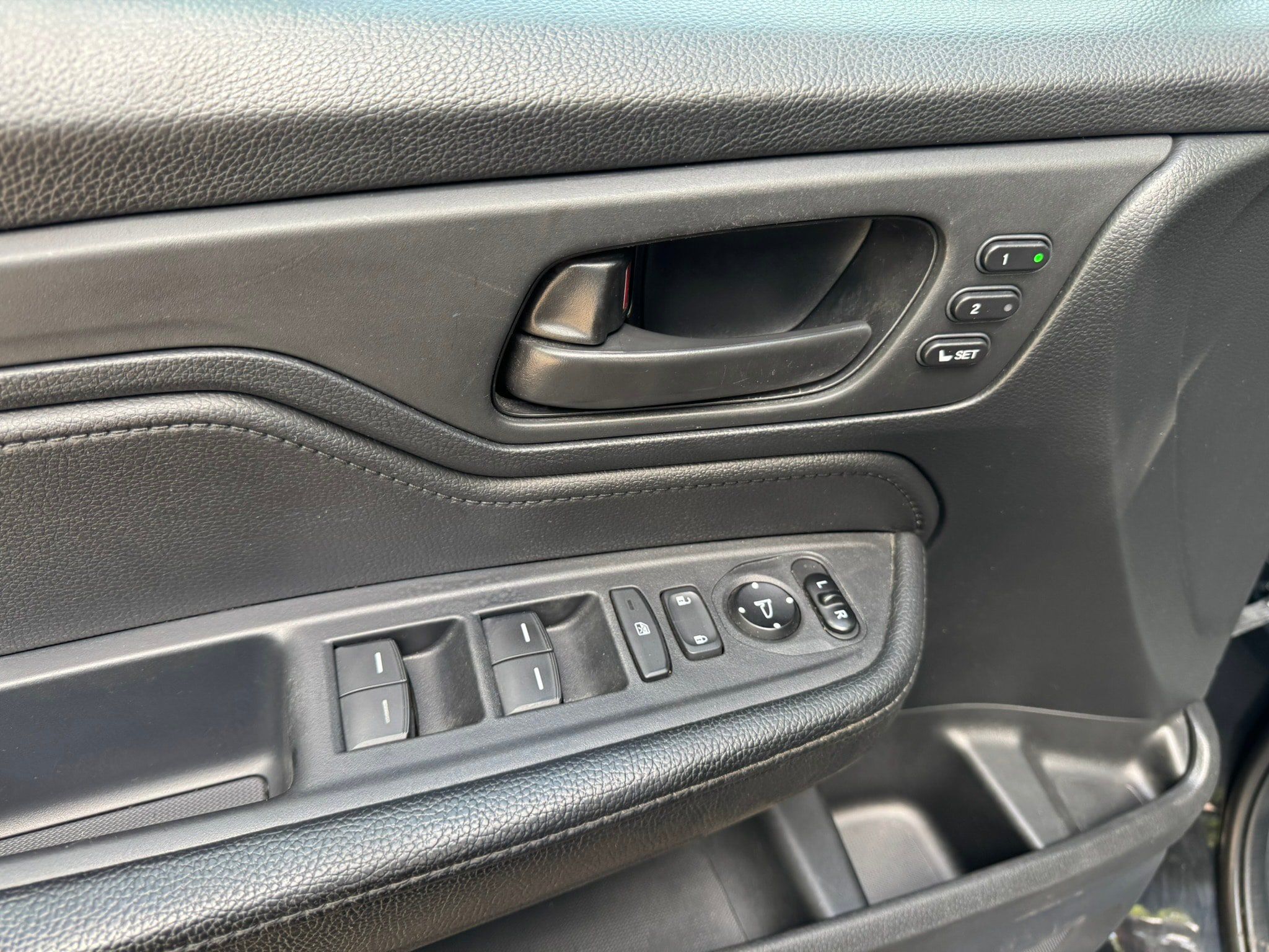 Used 2021 Honda Odyssey EX-L image 23