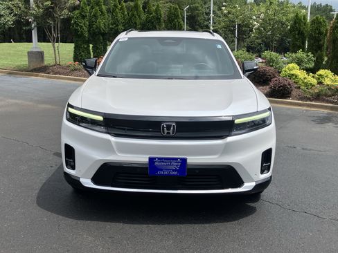 Used 2024 Honda Prologue Touring image 3