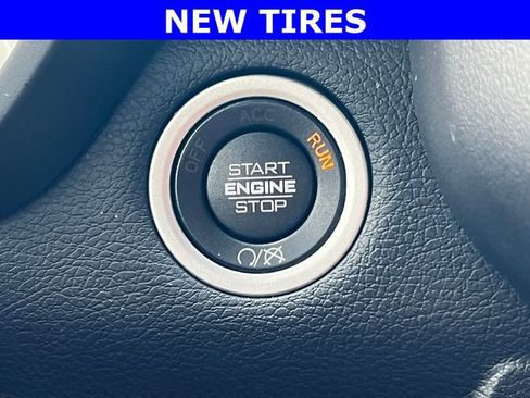Used 2022 RAM 2500 Laramie AWD/4WD image 36
