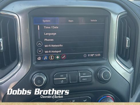 Used 2020 Chevrolet Silverado 1500 LT Trail Boss w/ Midnight Edition AWD/4WD image 17