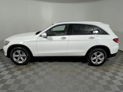 Used 2016 Mercedes-Benz GLC 300 image 2