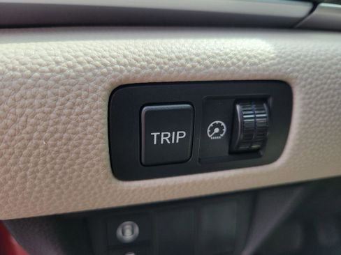 Used 2020 Honda Accord EX image 11