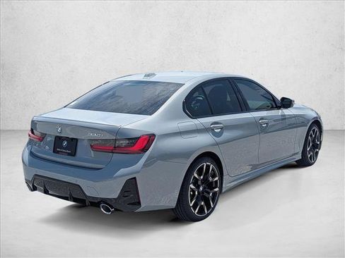 Used 2026 BMW 330i Sedan w/ M Sport Package RWD image 2
