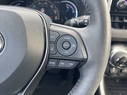 Used 2023 Toyota RAV4 XLE w/ Convenience Package image 26